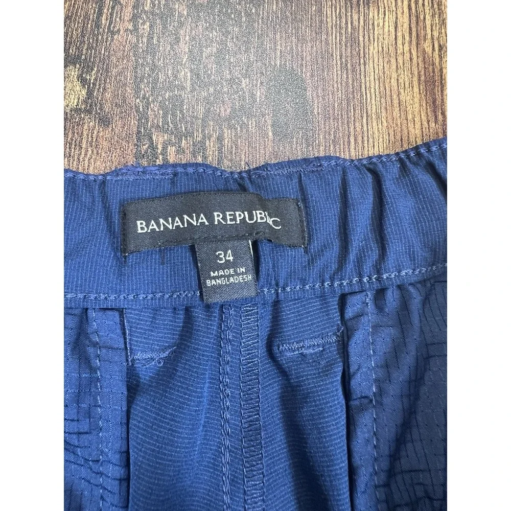 Banana Republic Core Temp Shorts Mens 34 Navy Blue Stretch Casual Golf Resort